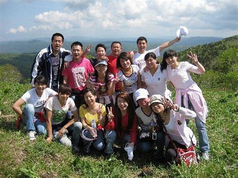  Le Mont Fenghuang: Un trésor naturel où la nature rencontre l'histoire !